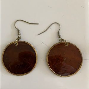 Brown round earrings